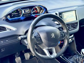 Peugeot 2008 2016 1.2 PureTech Crossway-thumb-9