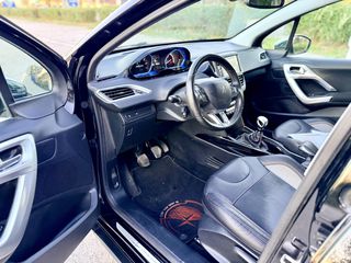 Peugeot 2008 2016 1.2 PureTech Crossway-thumb-14