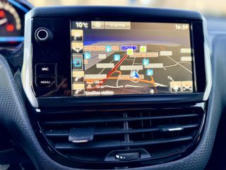 Peugeot 2008 2016 1.2 PureTech Crossway-thumb-18