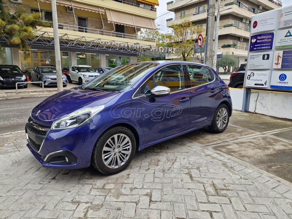 Peugeot 208 2016 1.2 ALLURE 110HP