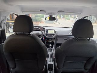 Peugeot 208 2016 1.2 ALLURE 110HP-thumb-11