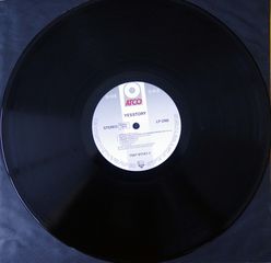 YES-YESSTORY(3LP)-thumb-5