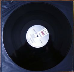 YES-YESSTORY(3LP)-thumb-6