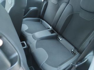 Opel Adam 2016 JAM 1.2-thumb-11