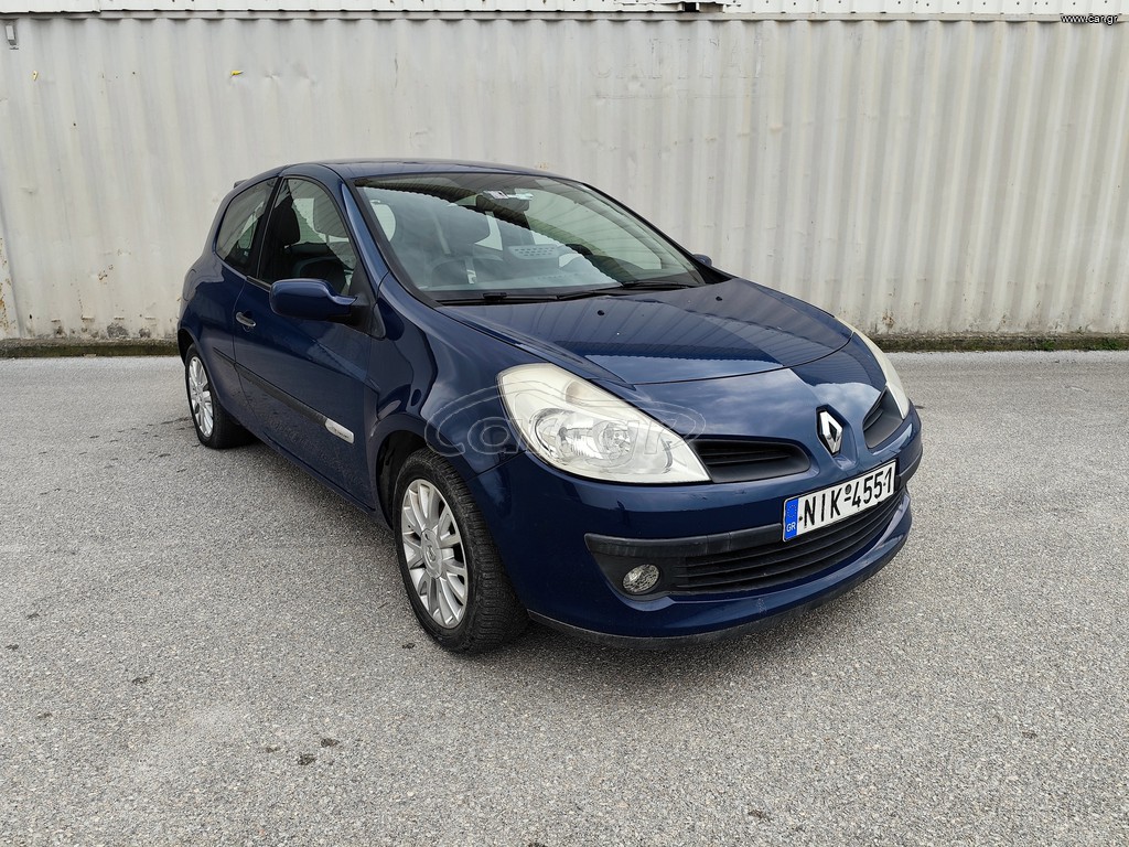 Renault Clio 2009 1.2 16V TCE RIPCURL