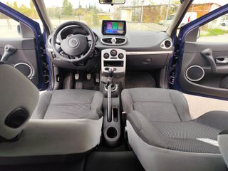Renault Clio 2009 1.2 16V TCE RIPCURL-thumb-6