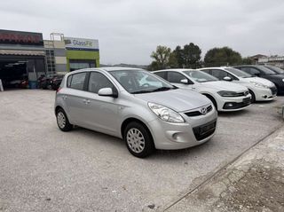 Hyundai i 20 2012-thumb-1