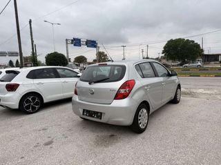 Hyundai i 20 2012-thumb-6