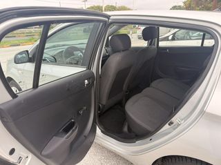 Hyundai i 20 2012-thumb-23
