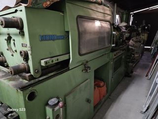 ΜΗΧΑΝΗ INJECTION KRAUSS MAFFEI km135 mono