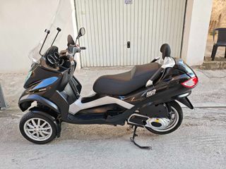 Piaggio MP3 300 2013-thumb-3