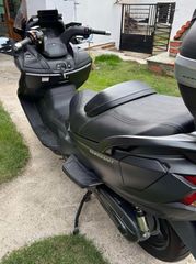 Suzuki Burgman 650 2018 EXECUTIVE ABS-thumb-1