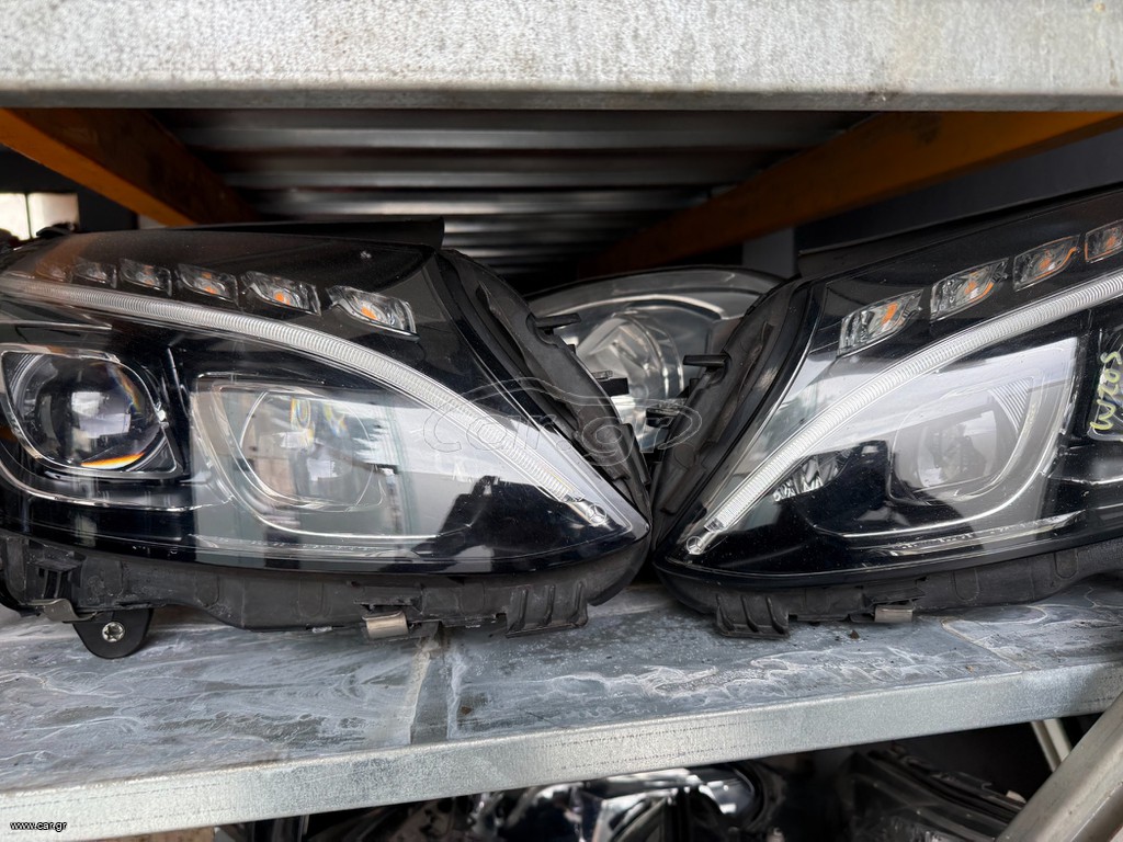 MERCEDES ΦΑΝΑΡΙΑ ΕΜΠΡΟΣ