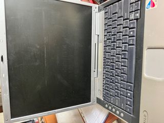LAPTOP FUJITSU-thumb-2