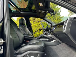 Porsche Cayenne 2020 E-Hybrid,Sport Chrono,Aero,Panorama,Matrix-thumb-4