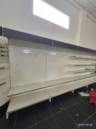 Ράφια καταστήματος 20μ. σε άριστη κατάσταση!