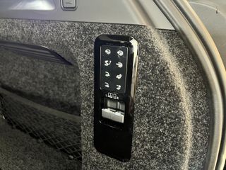 Land Rover Range Rover 2025 P615 V8 SV-thumb-74