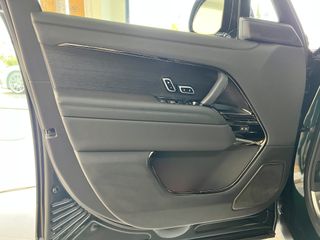 Land Rover Range Rover 2025 P615 V8 SV-thumb-12