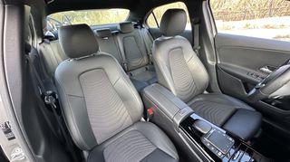 Mercedes-Benz A 250 2023-thumb-17