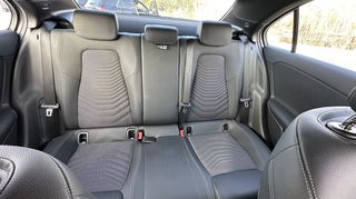 Mercedes-Benz A 250 2023-thumb-18