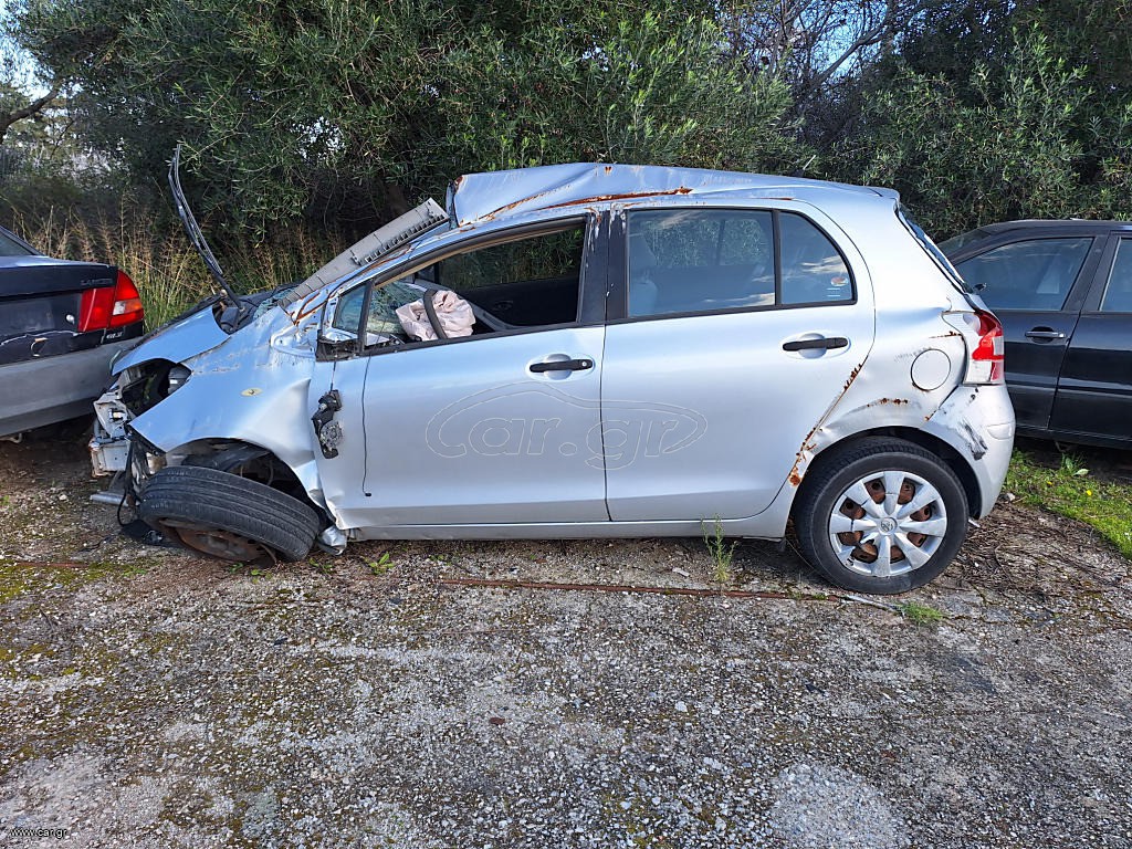 Toyota Yaris 2011