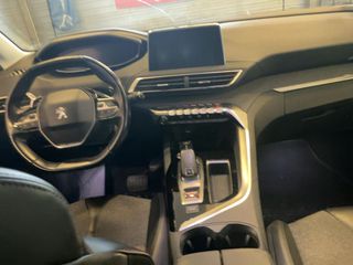 Peugeot 3008 2018 3008 1.2 pureTech Allure-thumb-1