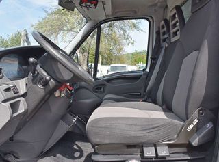 Ανατροπή Iveco 2015 DAILY 35S13-thumb-6