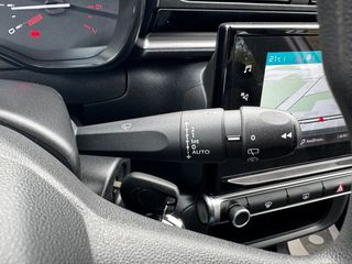 Citroen C3 2020 1.2 PureTech 82hp Feel • Διχρωμία • Navigation • Lane Assist-thumb-19