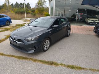 Kia Ceed / cee'd 2022 1.0-120HP