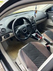 Audi A3 2009-thumb-14