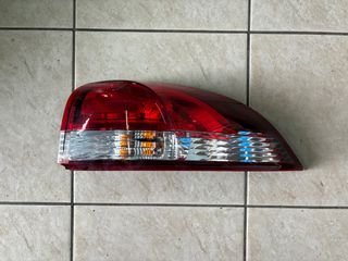 ΠΙΣΩ ΔΕΞΙ ΦΑΝΑΡΙ RENAULT CLIO IV GRANDTOUR 2013-2018 ΚΩΔΙΚΟΣ: 265507408R