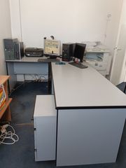Γωνιακό επαγγελματικό γραφείο-thumb-1