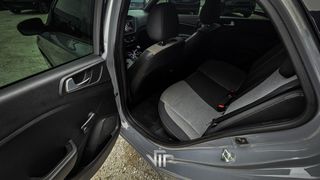 Hyundai i 20 2016 GB 1.1 CRDI 75HP-thumb-6