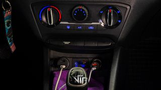 Hyundai i 20 2016 GB 1.1 CRDI 75HP-thumb-12