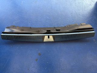 ΕΠΕΝΔΥΣΗ ΠΟΔΙΑΣ ΠΙΣΩ ΠΛ/ΚΗ ΜΕ ΧΡΩΜΙΟ C CLASS W204 STATIONWAGON