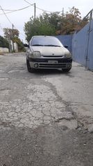 Renault Clio 2000