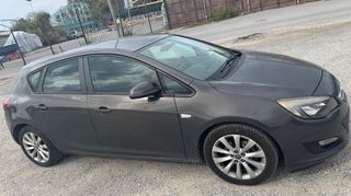 Opel Astra 2013