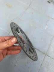 Πίσω δυσκοπλακα YAMAHA γνήσια