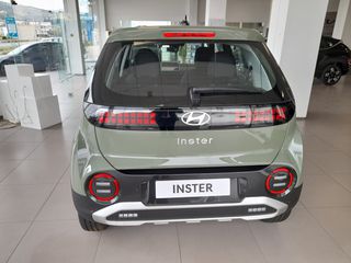Hyundai INSTER 2026 49 KwH 115HP PREMIUM-thumb-2