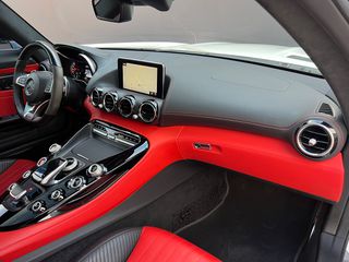 Mercedes-Benz AMG GT 2017-thumb-18