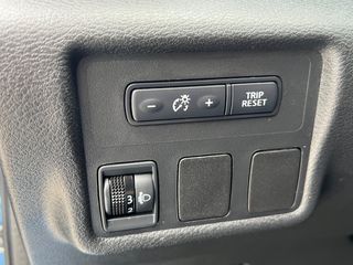 Nissan Micra 2017 . 1.5 DCI TEKNA BOSE-thumb-29