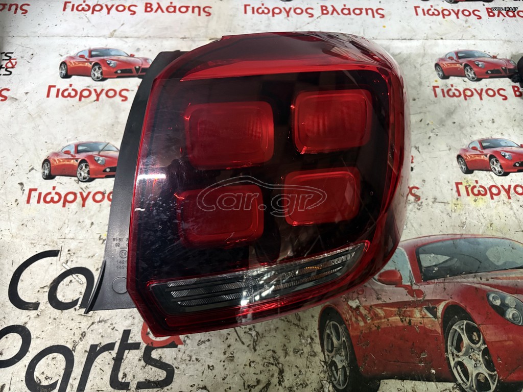 ΦΑΝΑΡΙ ΠΙΣΩ ΔΕΞΙ DACIA SANDERO 2016-2020 ΚΩΔΙΚΟΣ: 265506147R