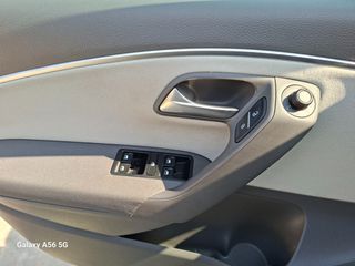 Volkswagen Polo 2015 1.0 Fresh-thumb-29