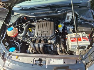 Volkswagen Polo 2015 1.0 Fresh-thumb-32