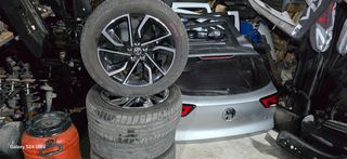 MG ZS ΖΑΝΤΟΛΑΣΤΙΧΑ ΣΕ ΑΡΙΣΤΗ ΚΑΤΑΣΤΑΣΗ 215/55/17
