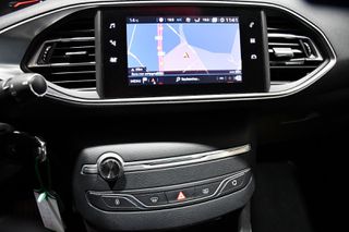 Peugeot 308 2019 1.5 BLUEHDI 130-thumb-4