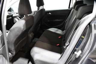 Peugeot 308 2019 1.5 BLUEHDI 130-thumb-6