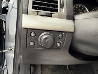Opel Vectra 2005 2.0 TURBO GTS-thumb-36