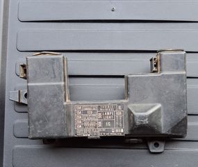 Ασφαλειοθηκη εξωτερικη απο Honda CRX 89-91 Vtec.