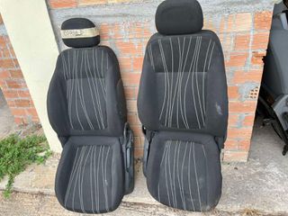 ΠΩΛΟΎΝΤΑΙ ΚΑΘΊΣΜΑΤΑ OPEL CORSA D ΔΕΡΜΑΤΙΝΑ ΚΑΙ ΥΦΑΣΜΑΤΙΝΑ 4ΘΥΡΟ '05-12